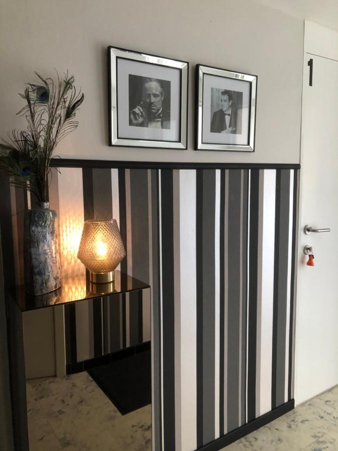 Guesthouse Poppies , Free Parking Ostend Luaran gambar